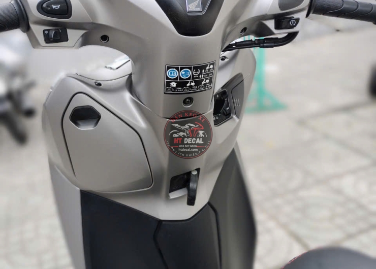  DÁN KEO TRONG NHÁM 3 LỚP 